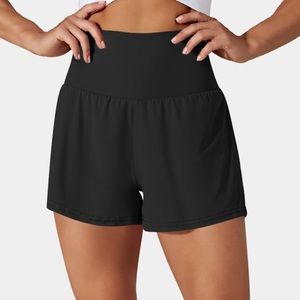 Back Pocket Plus Side Hidden Pocket 2 in 1 Gym Short 2.5”, Size Small, Black